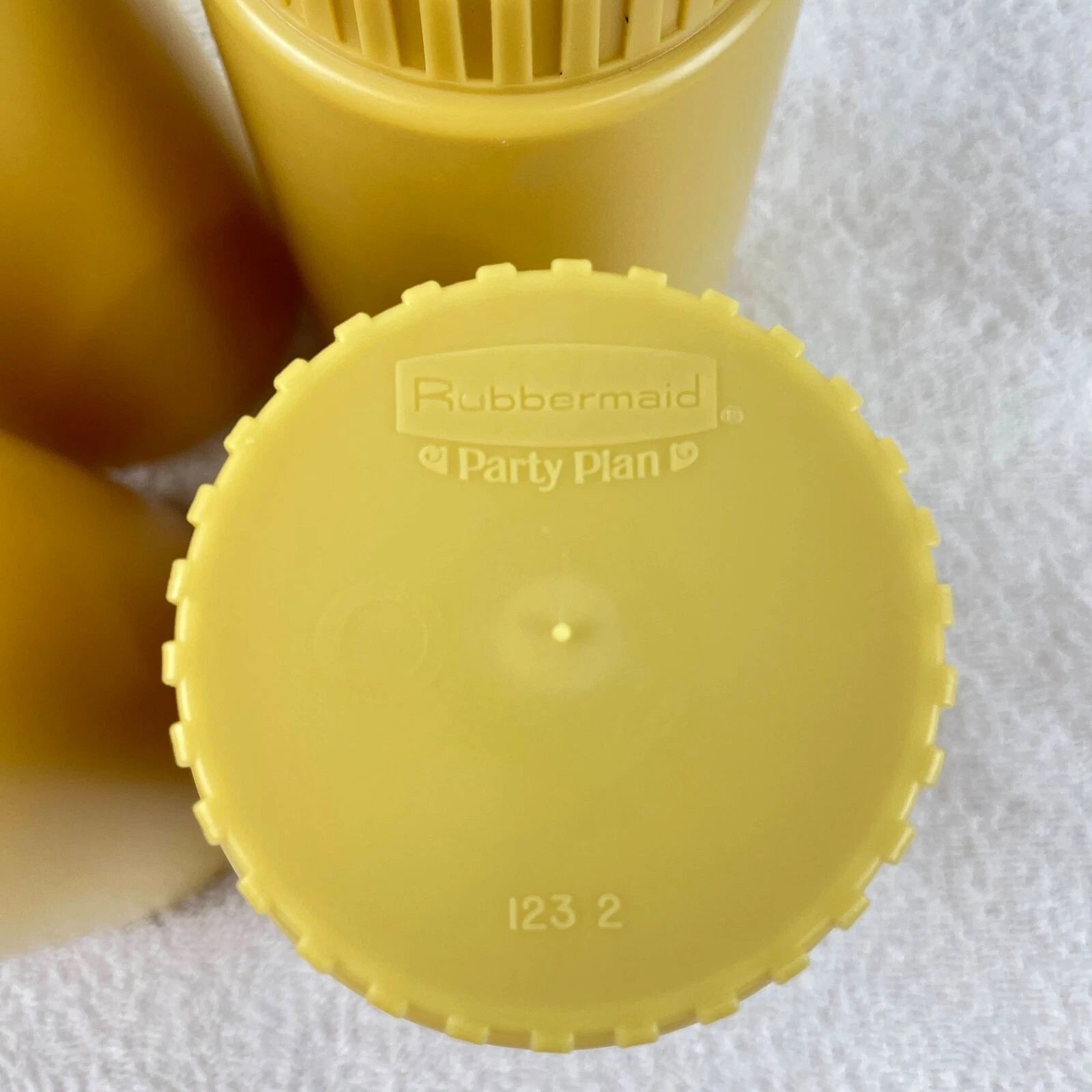 Lot of 6 Vintage Rubbermaid Harvest Gold Party Plan 8 oz Drinking Cups Tumblers | eBay