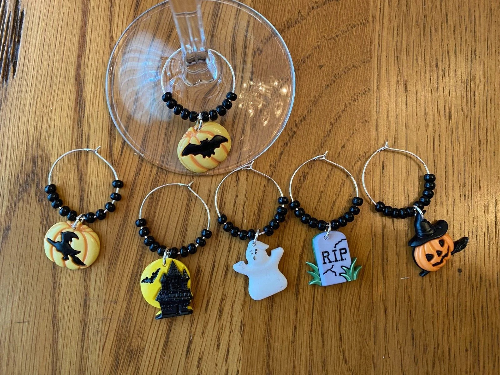 "HALLOWEEN" SPOOKY SET OF 6 HAND CRAFTED WINE GLASS CHARMS | eBay